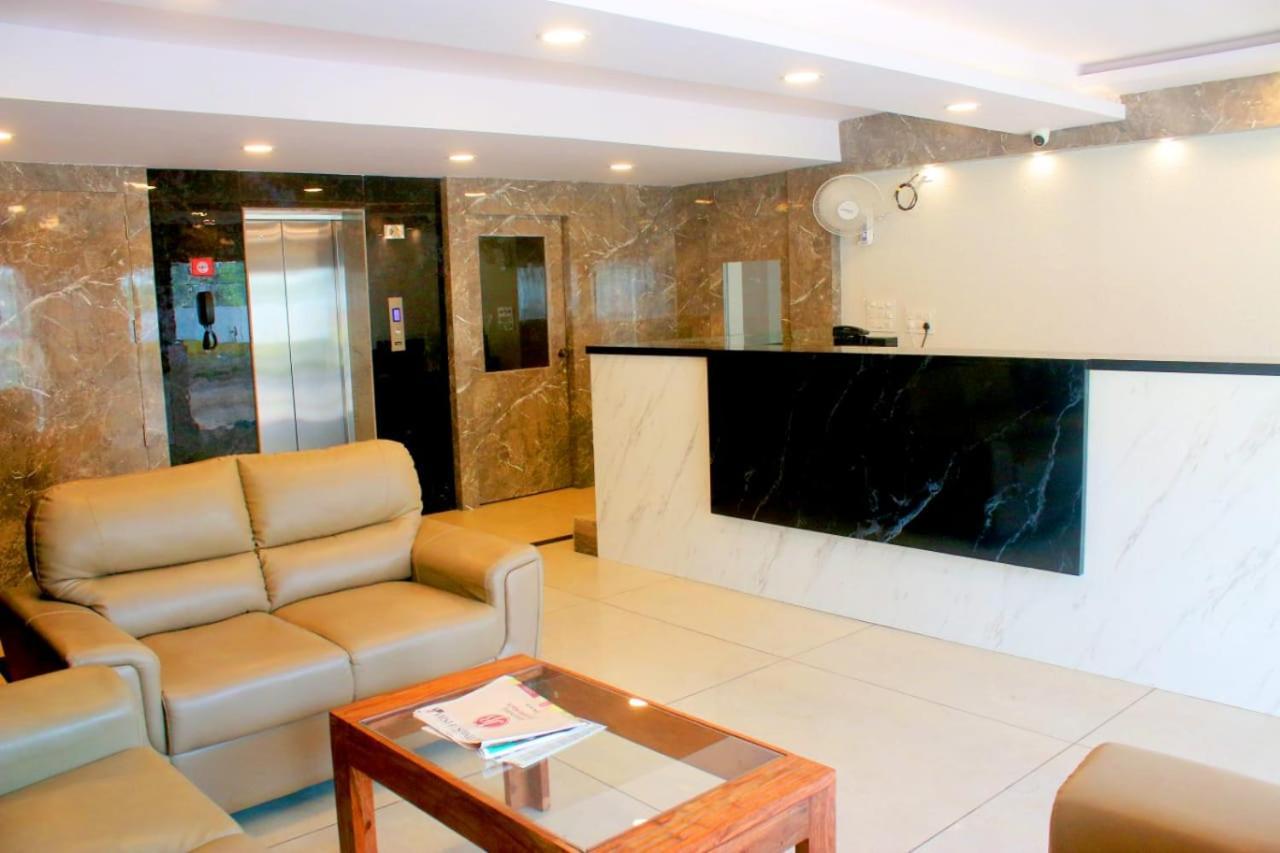 Hotel Sakura Inn Hosūr Dış mekan fotoğraf